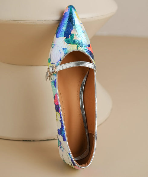 Floral Pointed Buckle Flat